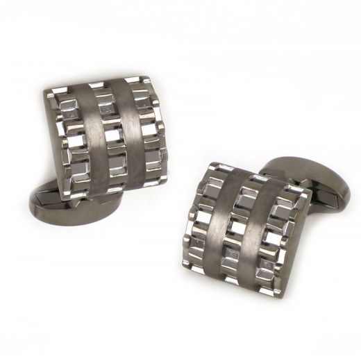 Cufflinks made of copper rhodium plated in black color with knitted pattern