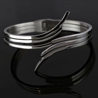 Bangles made of stainless steel with three sharp lines - 