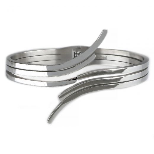 Bangles made of stainless steel with three sharp lines