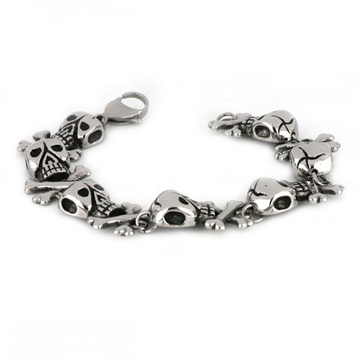 Bracelet made of stainless steel with skulls and bones