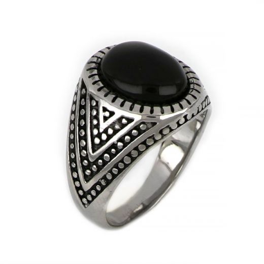 Ring made of stainless steel with embossed design and black round stone.