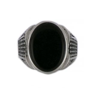 Ring made of stainless steel with discreet meander to the sides and black stone. - 