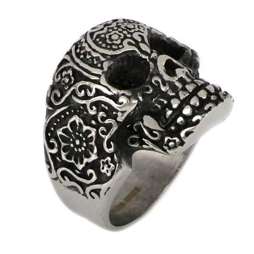 Skull ring made of stainless steel with embossed designs.