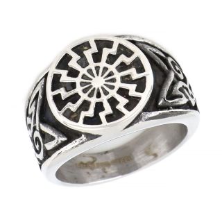 Ring made of stainless steel with embossed sun. - 