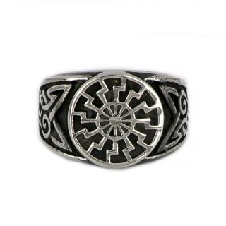Ring made of stainless steel with embossed sun. - 