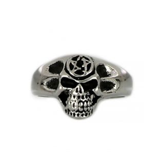 Skull ring made of stainless steel with a star. - 