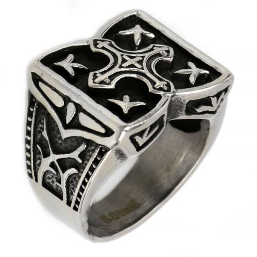 Stainless steel ring embossed knightly design