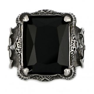 Stainless steel ring with embossed design and black crystal! - 