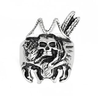Men's stainless steel ring with pirate skull design - 
