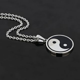 Pendant made of stainless steel with round element with YIN YANG design and chain. - 