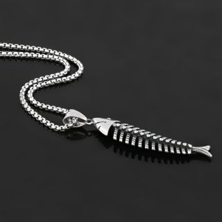Pendant made of stainless steel with fishbone chain. - 