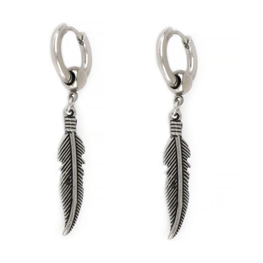 Unisex stainless steel 2,5mm earrings with embossed leaf design