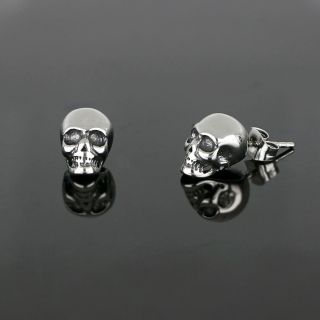Unisex stainless steel stud earrings with skull - 
