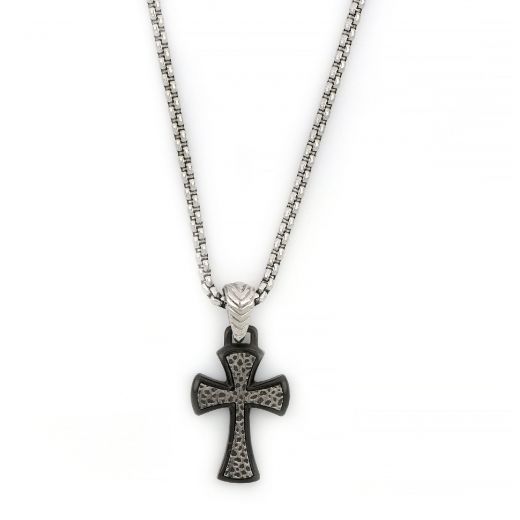 Black cross made of stainless steel, embossed design with black oxidation and chain.