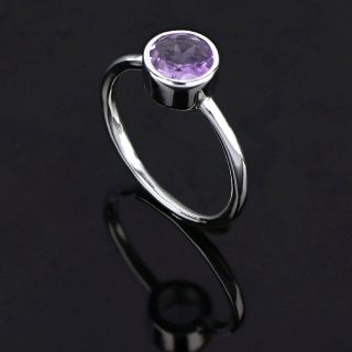 925 Sterling Silver  ring rhodium plated with round Amethyst - 
