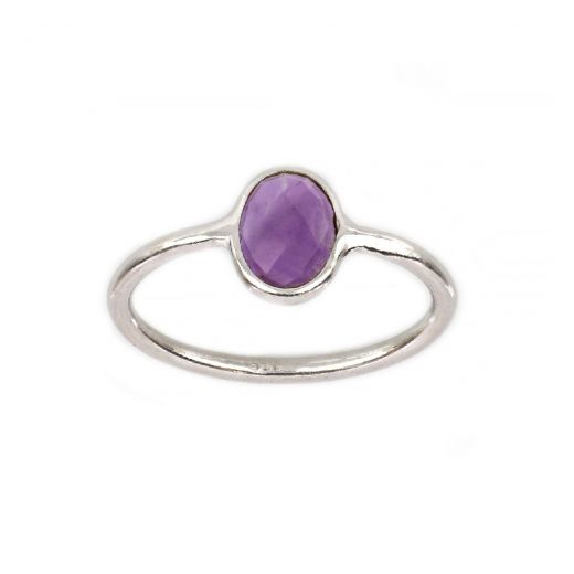 925 Sterling Silver ring rhodium plated with oval Amethyst (9x7mm)