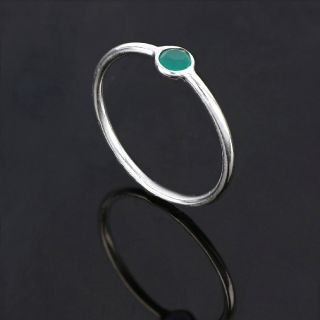 925 Sterling Silver ring rhodium plated with round Green Onyx - 
