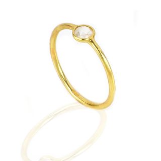 Χειροποίητο ασημένιο δαχτυλίδι επιχρυσωμένο με στρογγυλή φεγγαρόπετρα (5mm) - 