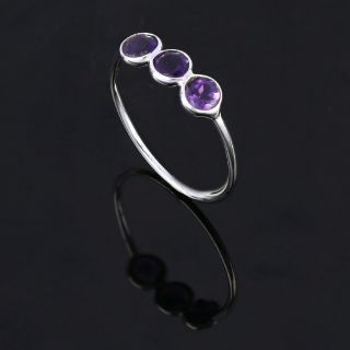 925 Sterling Silver ring rhodium plated with three round stones of African Amethyst - 
