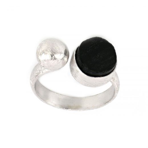 Χειροποίητο ασημένιο δαχτυλίδι επιροδιωμένο με μαύρο όνυχα