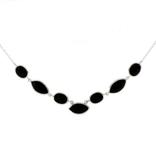 925 Sterling Silver necklace rhodium plated with seven stones of Black Onyx 925 Sterling Silver necklace rhodium plated with seven stones of Black Onyx