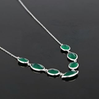 925 Sterling Silver necklace rhodium plated with seven stones of Green Onyx - 